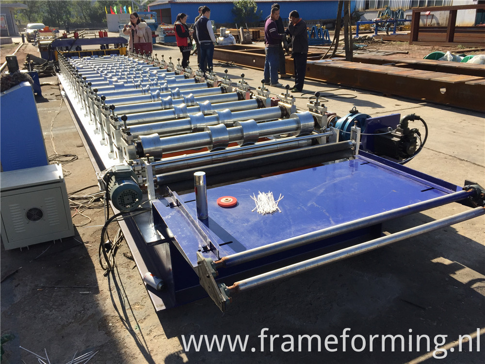 high quality glazed tile machine05